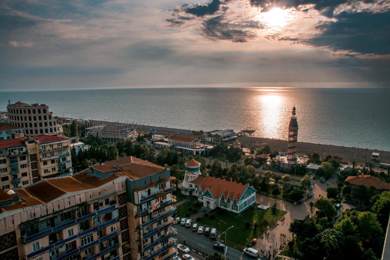 Orbi City - Aparthotel Near The Beach Batum Dış mekan fotoğraf