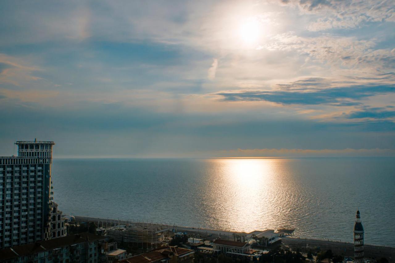 Orbi City - Aparthotel Near The Beach Batum Dış mekan fotoğraf